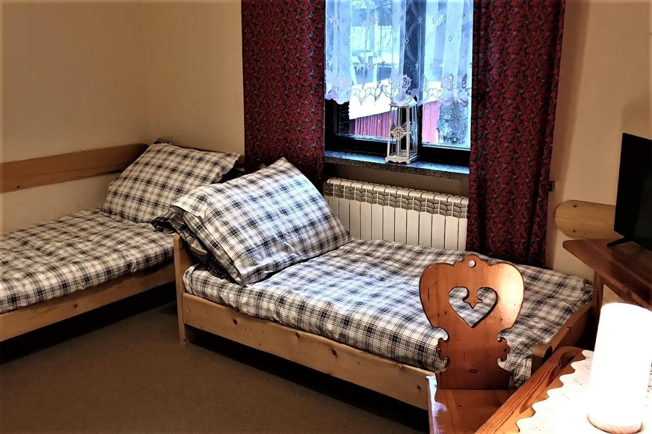 Willa Asta & Domek Pod Tatrami Zakopane Exteriör bild